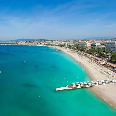 Marine Croisette - Happy